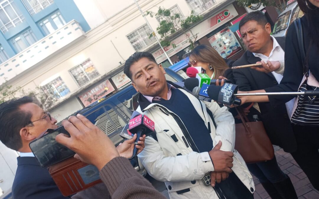 Trabajadores en Salud Marchan en La Paz y Denuncian ‘Decisión Política’ para Desafiliar a Funcionarios Ediles de la CNS